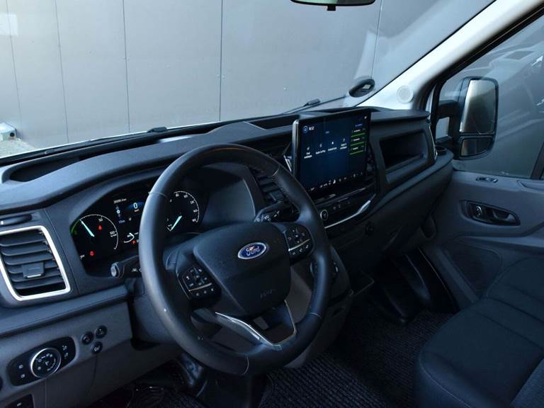 Ford E-Transit 425 L3 Chassis 68 Trend H1 RWD