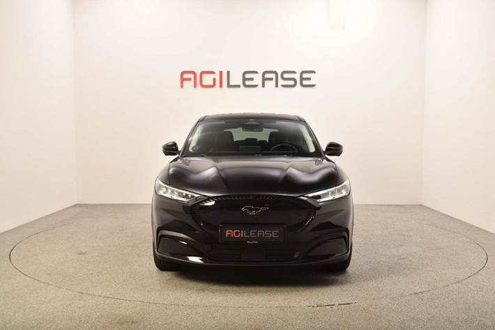 Sort Ford Mustang Mach-E fra 2021