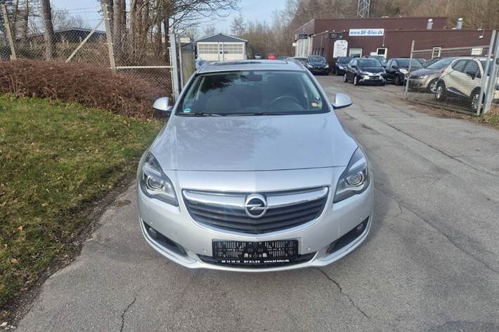 undefined Opel Insignia fra 2016