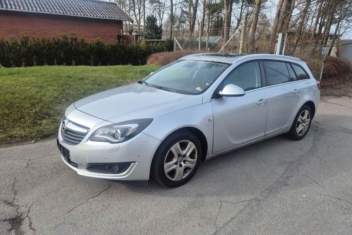 undefined Opel Insignia fra 2016