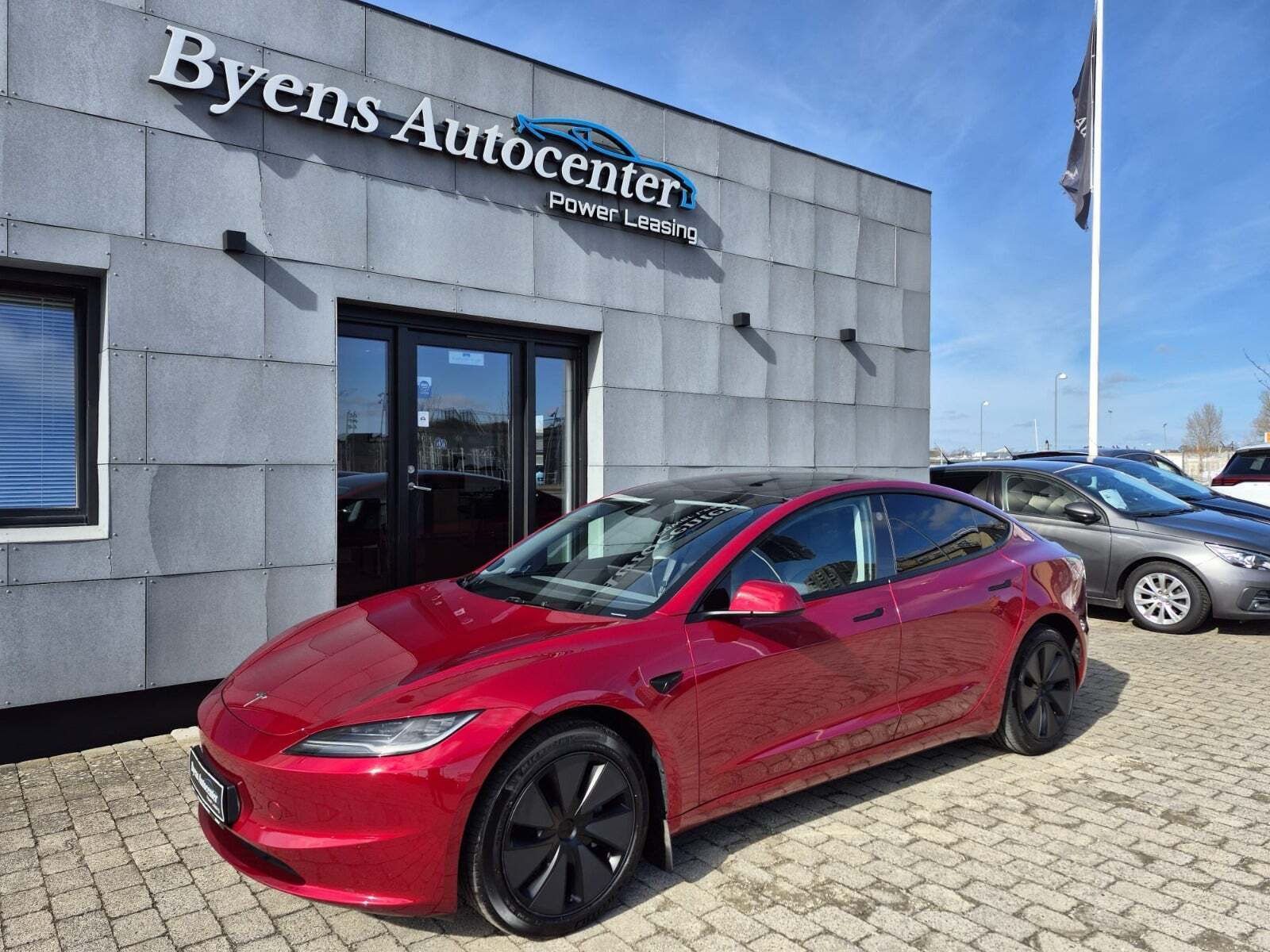 Tesla Model 3 Long Range RWD