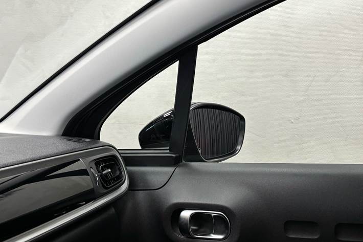 Grå Citroën C3 fra 2021