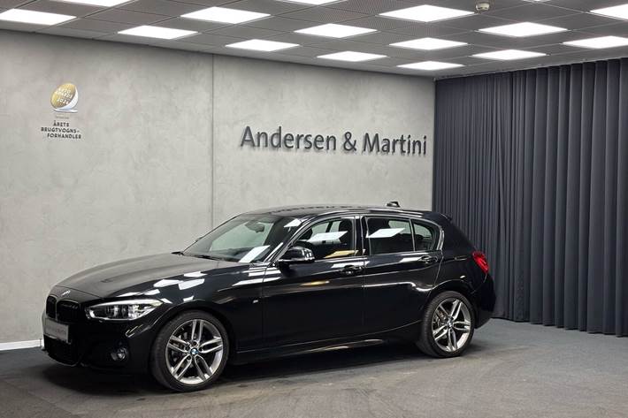 Sort BMW 118i fra 2018