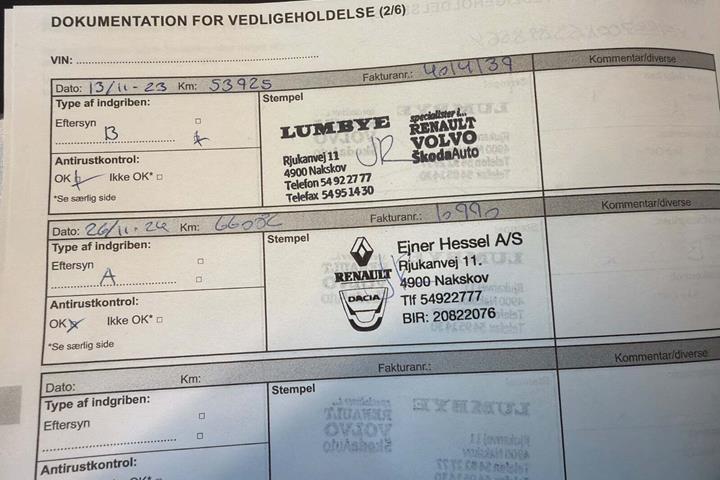 Blå Renault Captur fra 2019