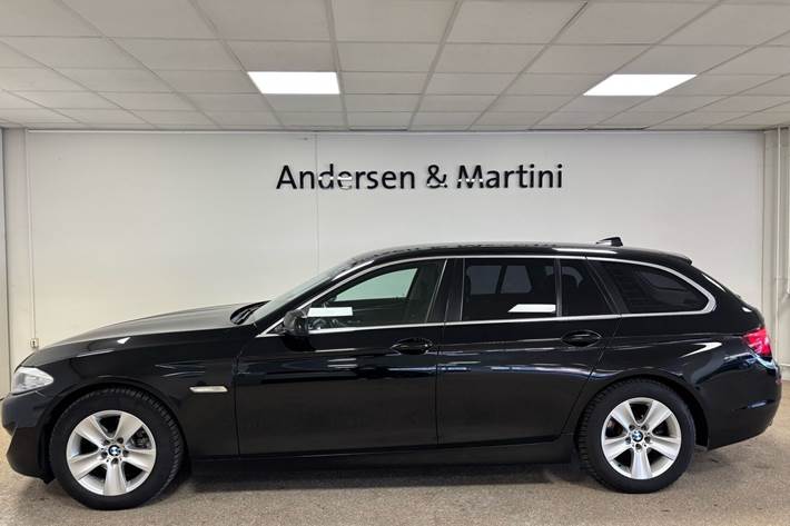 Sort BMW 520d fra 2012
