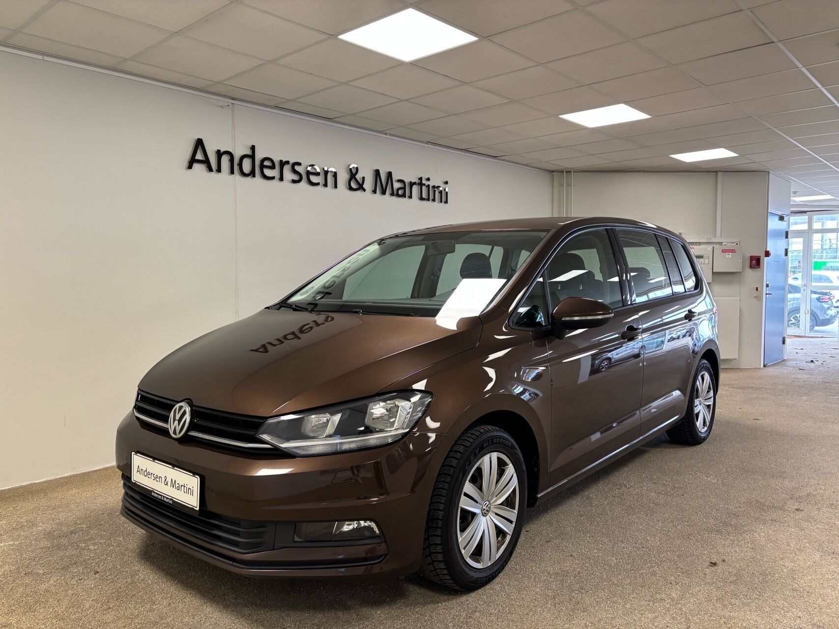 VW Touran 1,2 TSI BMT Trendline 110HK 6g
