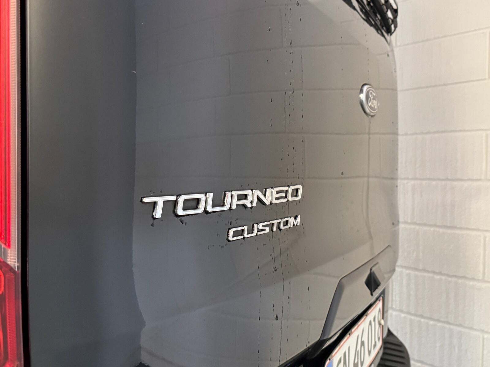 Ford Tourneo Custom 320 L2 2,0 TDCi 130 Titanium aut.