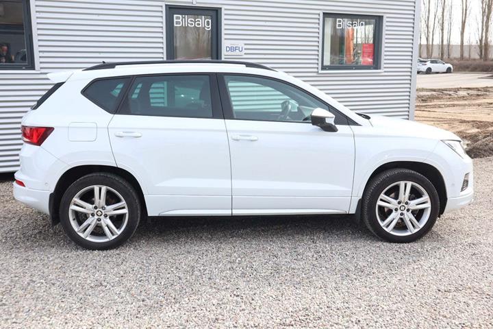Hvid Seat Ateca fra 2020