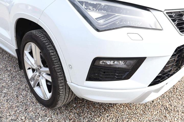 Hvid Seat Ateca fra 2020