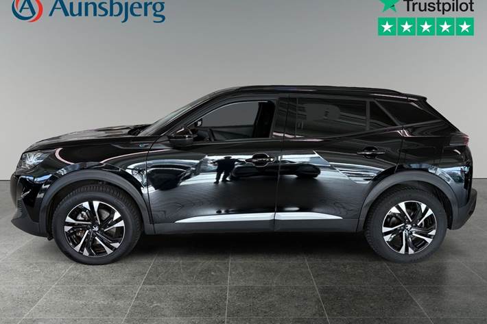 Sort Peugeot e-2008 fra 2022