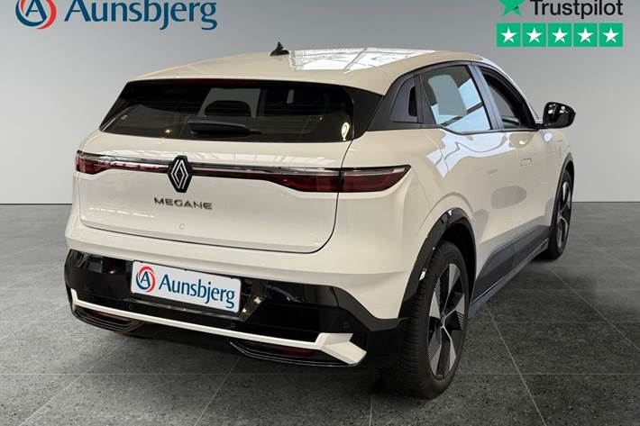 Hvid Renault Megane E-Tech fra 2022