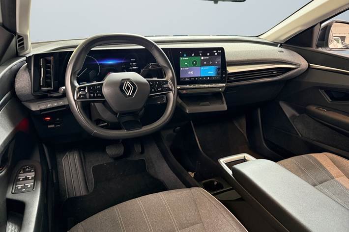 Hvid Renault Megane E-Tech fra 2023