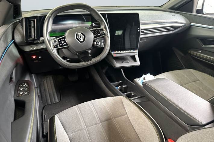 Sort Renault Megane E-Tech fra 2022