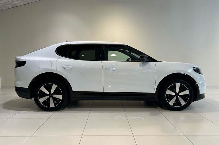 Hvid Ford Capri fra 2025