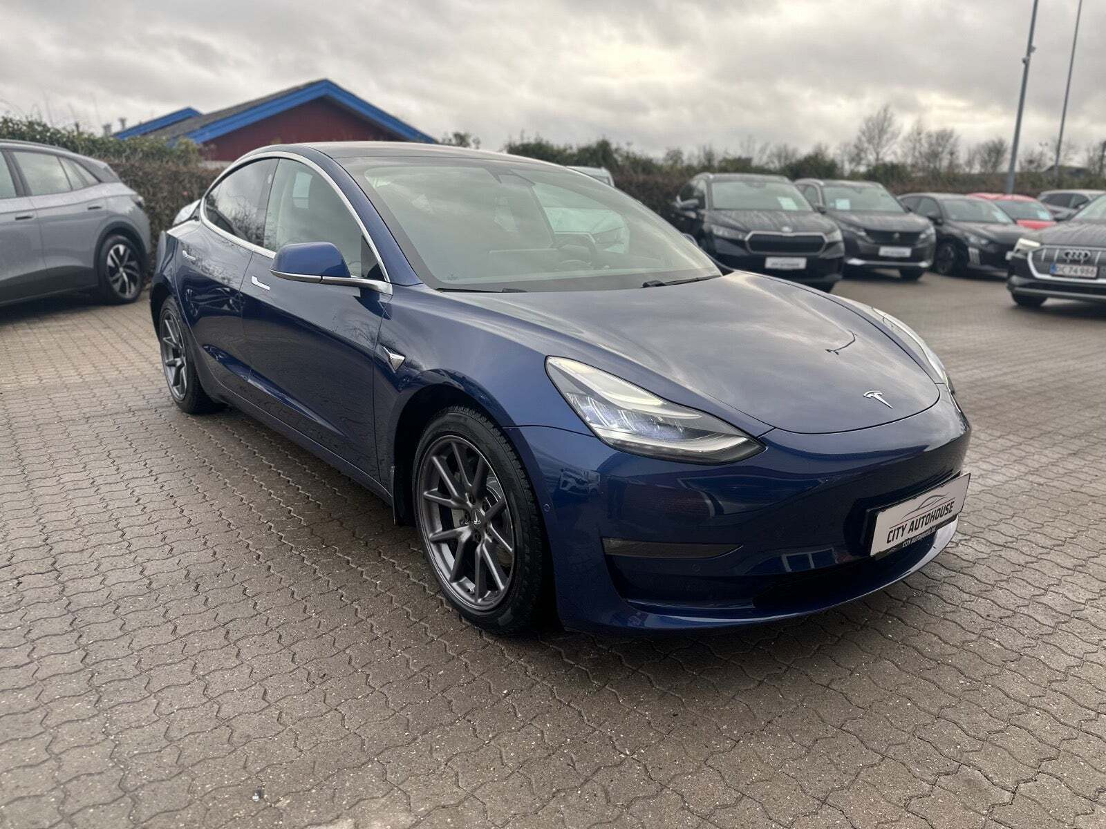 Tesla Model 3 Long Range AWD