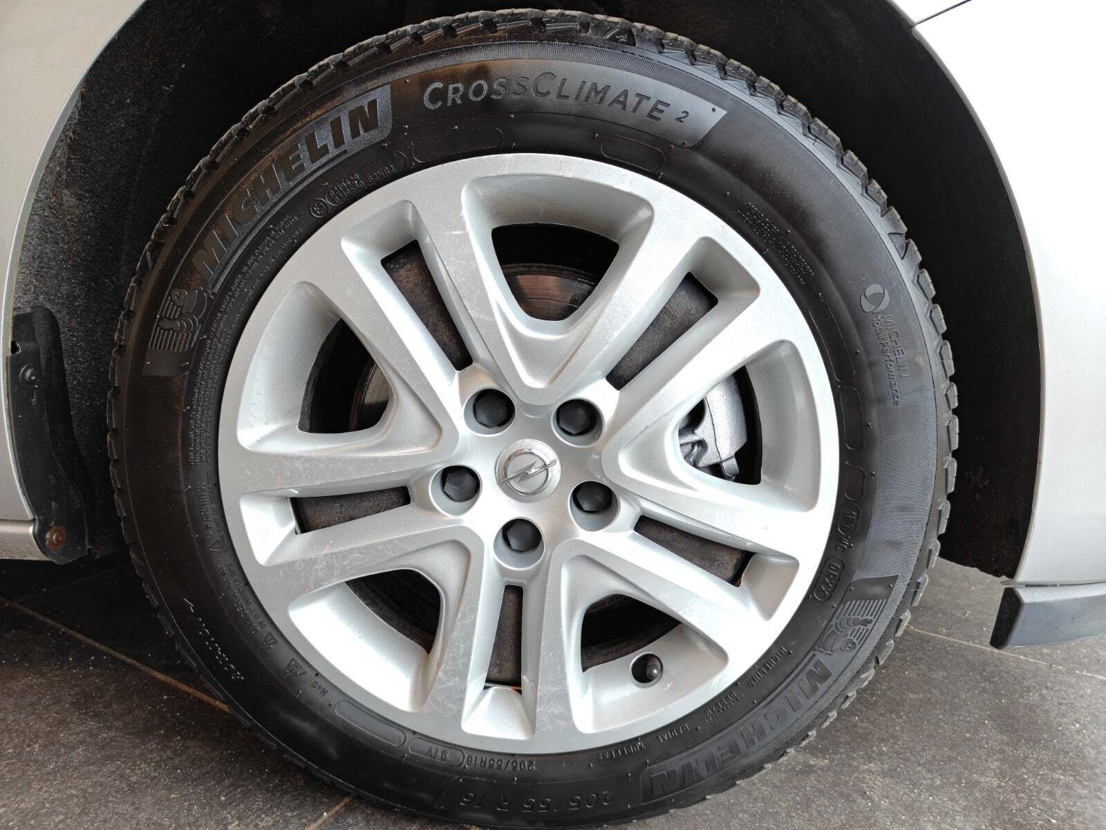 Opel Astra 1,6 CDTi 136 Enjoy Sports Tourer