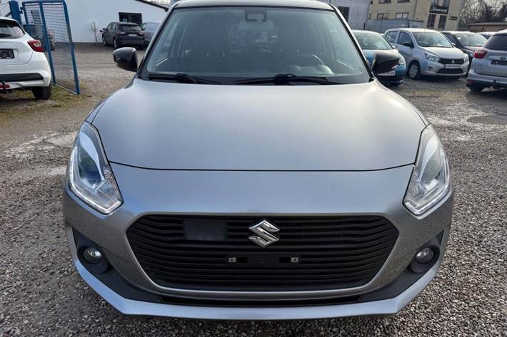 Sølv Suzuki Swift fra 2017