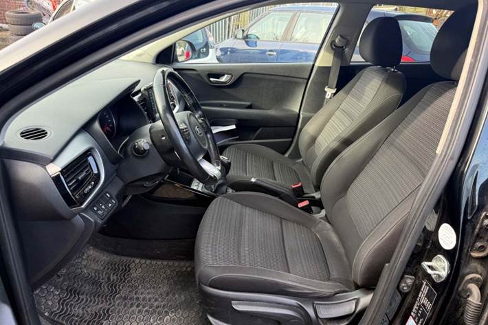 Sort Kia Stonic fra 2018