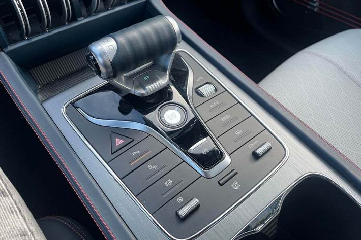 Blå BYD Atto 3 fra 2022