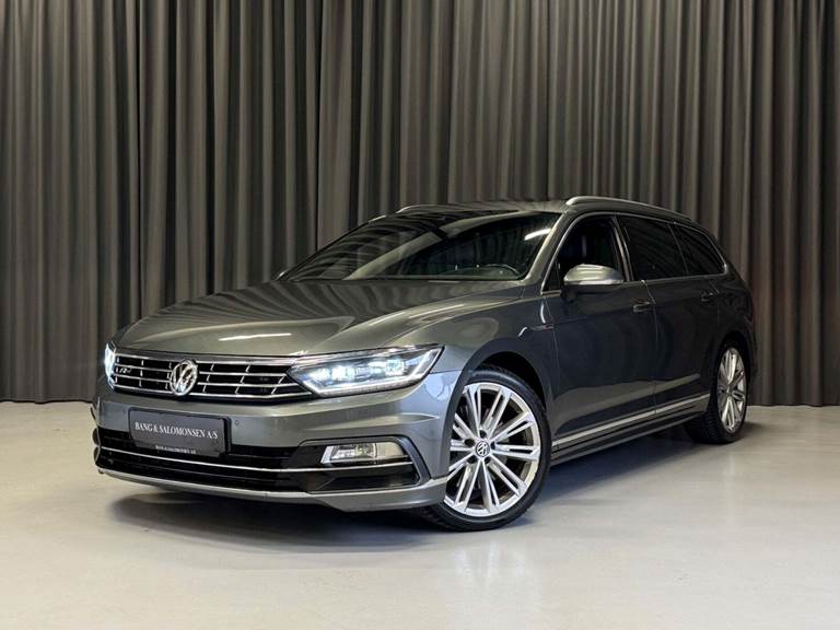 VW Passat 2,0 TDi 240 R-line Variant DSG 4Motion