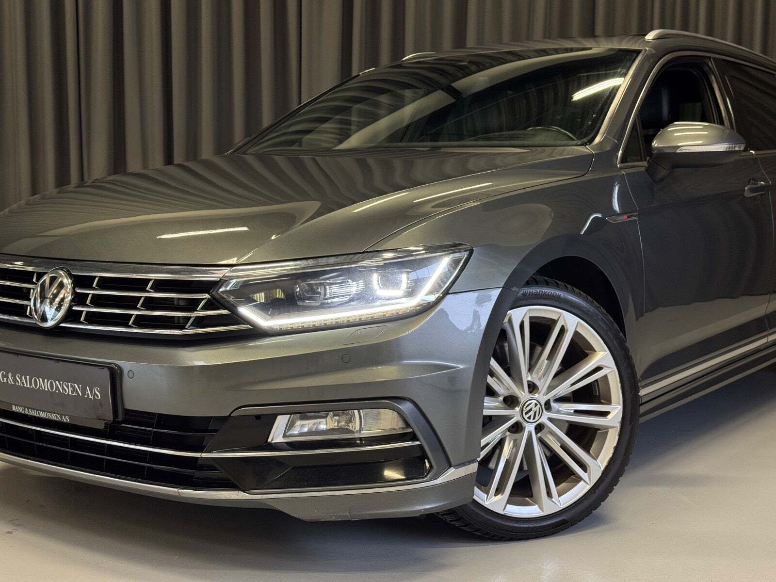 VW Passat 2,0 TDi 240 R-line Variant DSG 4Motion