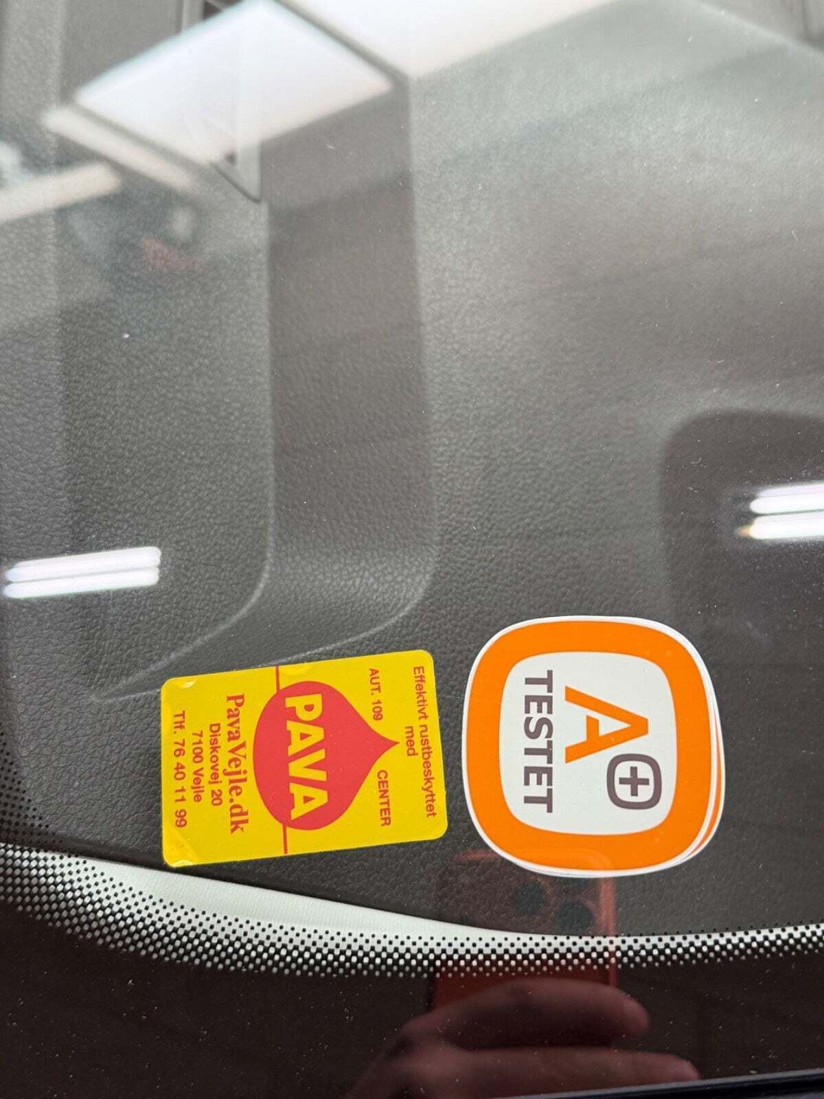 Grå Skoda Fabia fra 2018