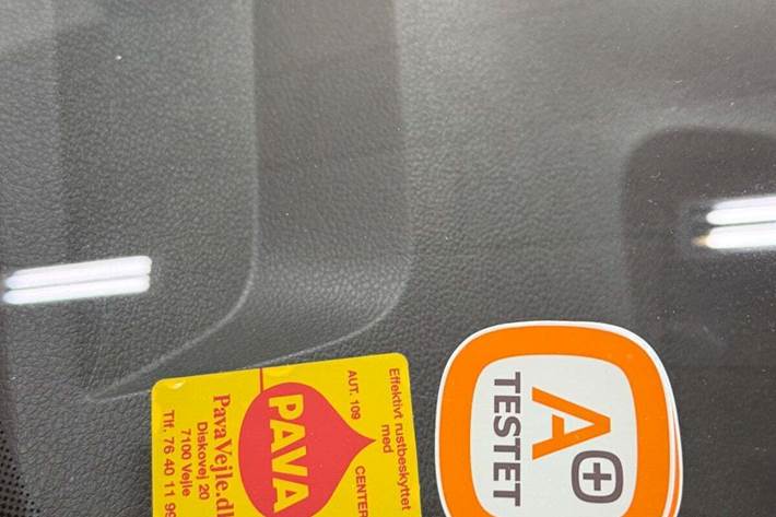 Grå Skoda Fabia fra 2018