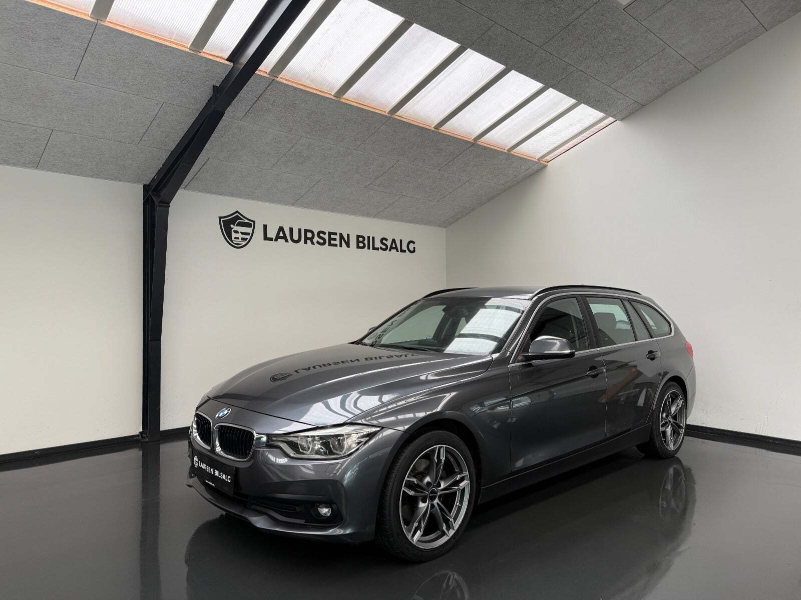 BMW 320d 2,0 Touring aut.