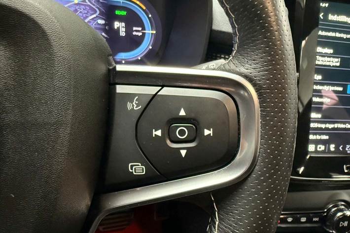 Sort Volvo XC40 fra 2021