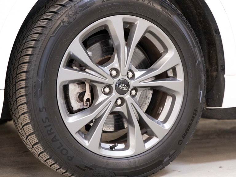 Ford Kuga 2,5 PHEV ST-Line X CVT