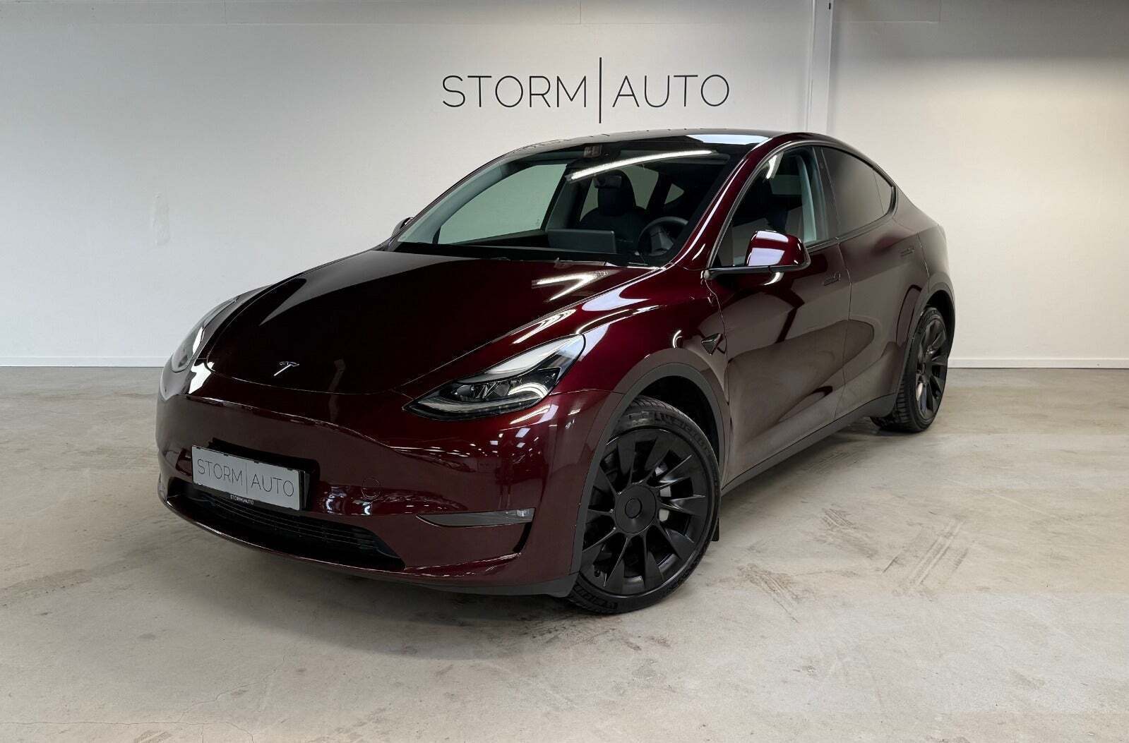 Tesla Model Y Long Range AWD