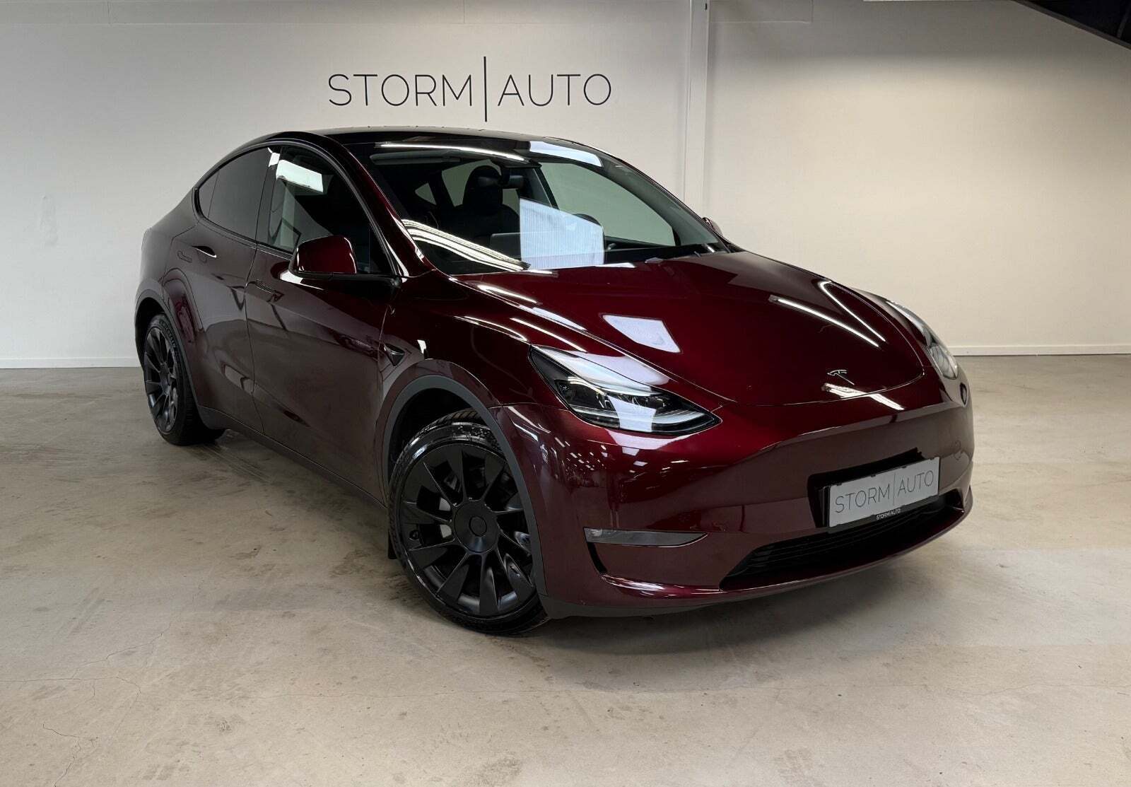 Tesla Model Y Long Range AWD