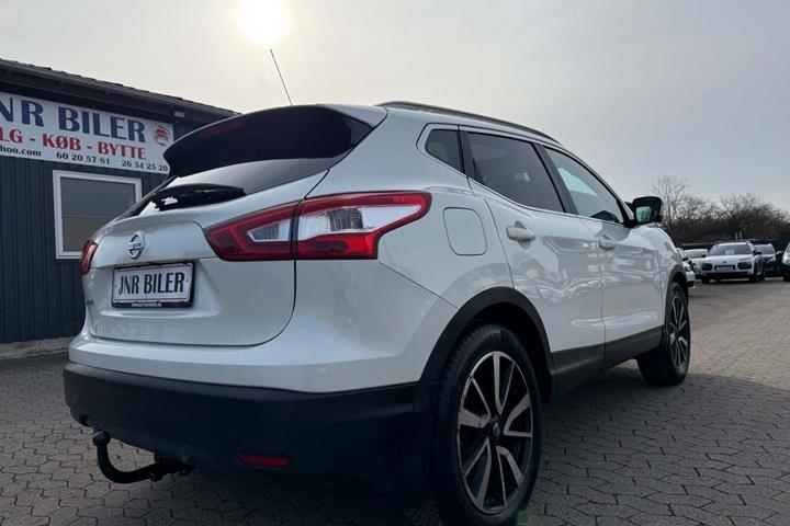 undefined Nissan Qashqai fra 2016