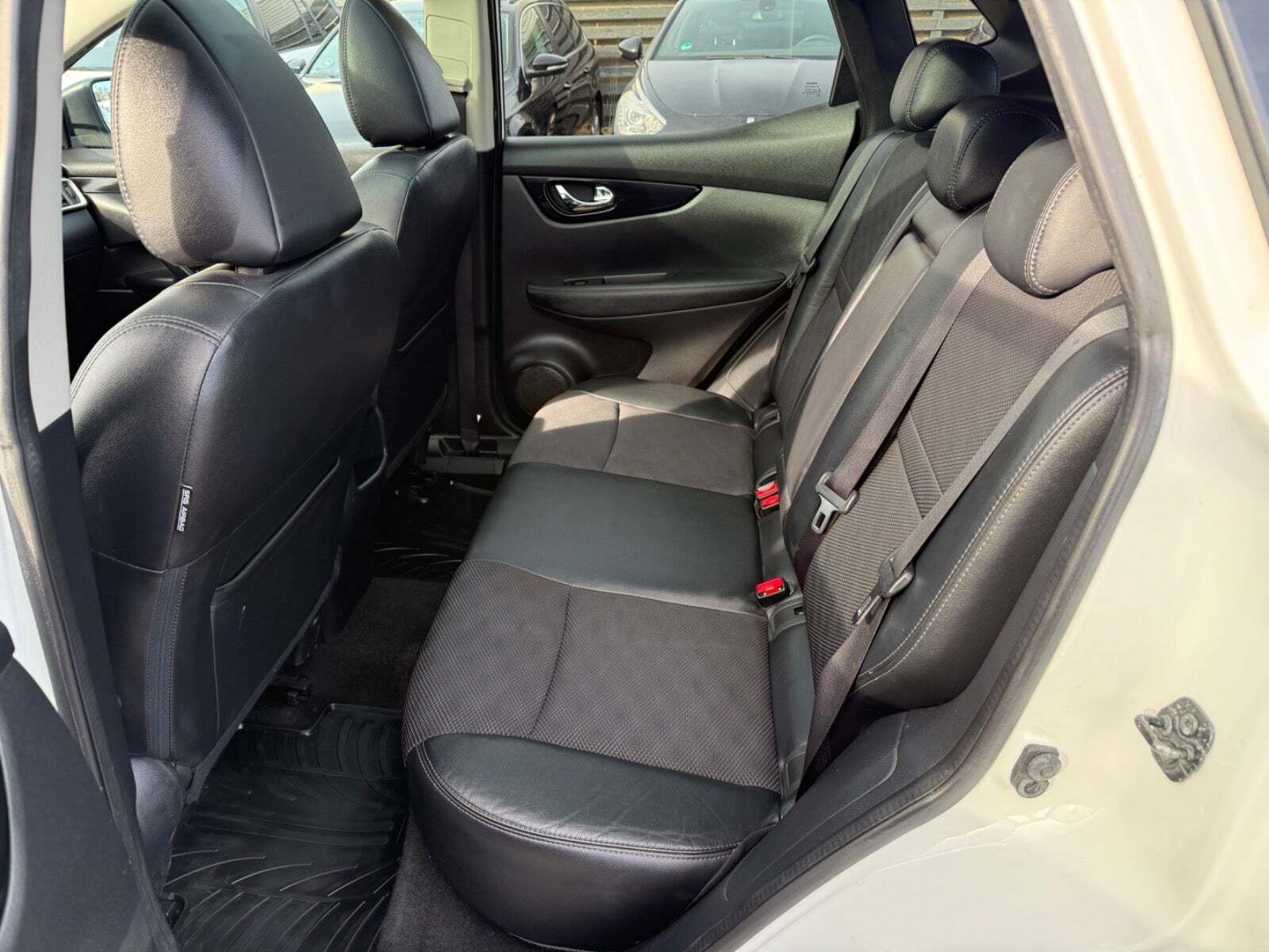 undefined Nissan Qashqai fra 2016