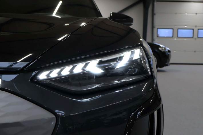 Sort Audi e-tron GT fra 2022