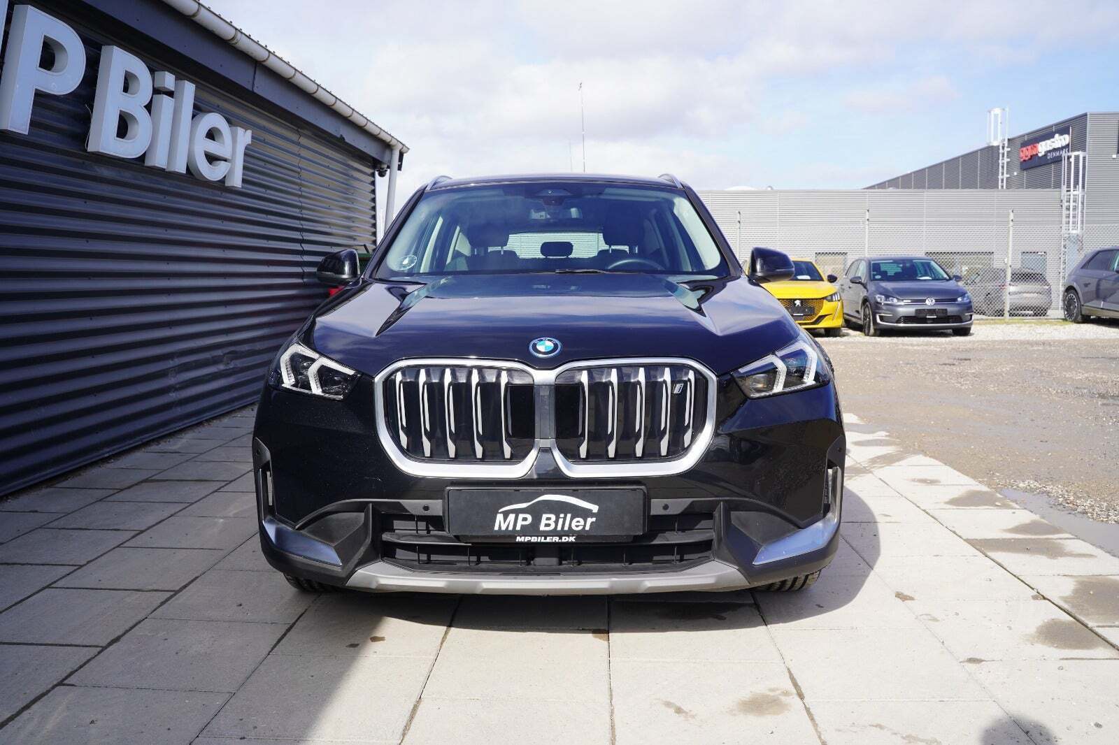 BMW iX1 xDrive30 X-Line