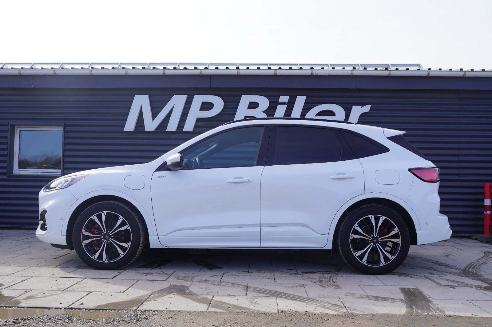Ford Kuga 2,5 PHEV ST-Line X CVT