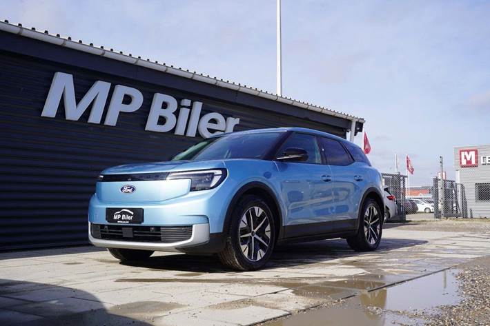 Blå Ford Explorer fra 2024