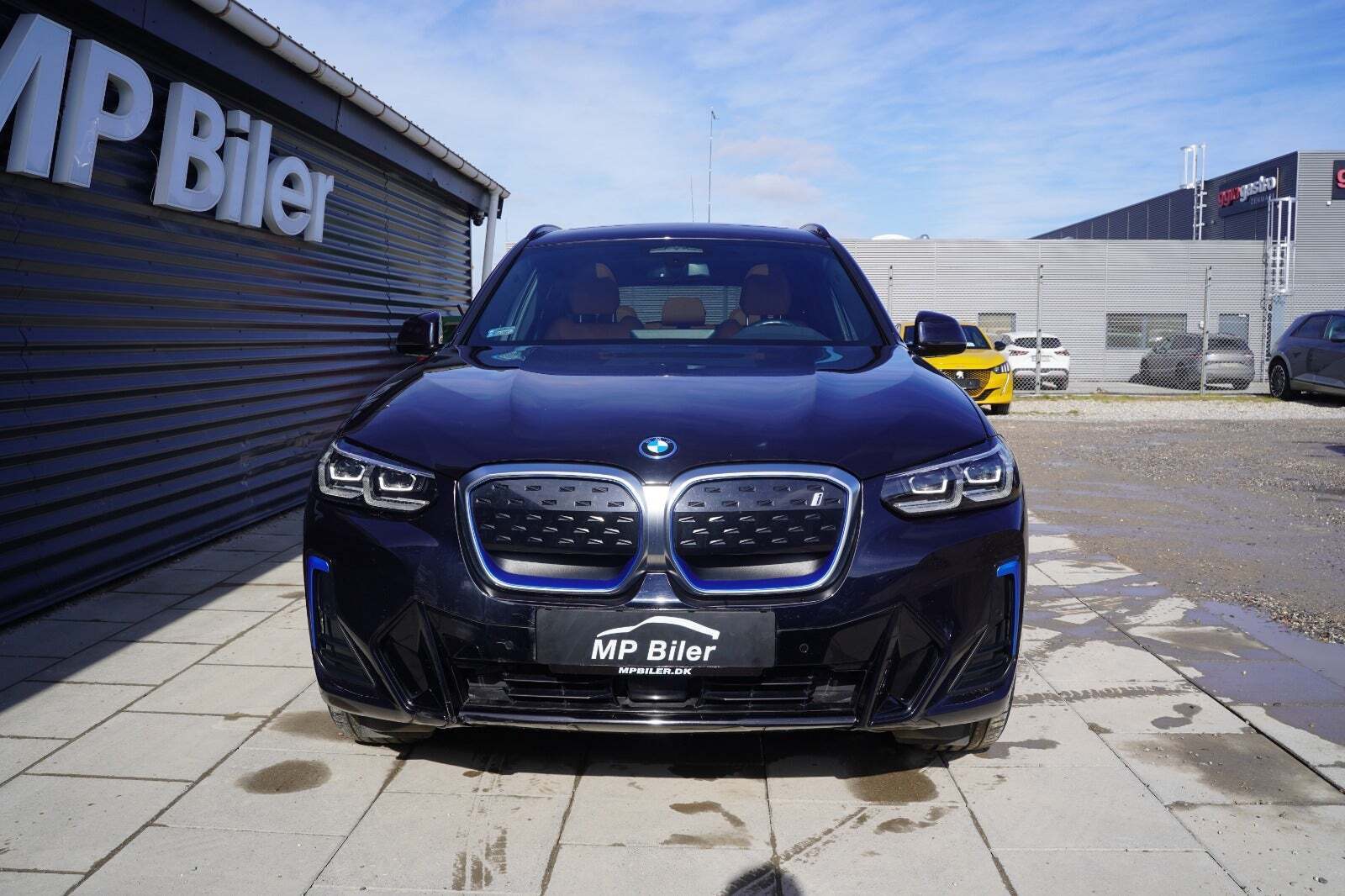 BMW iX3 Charged M-Sport