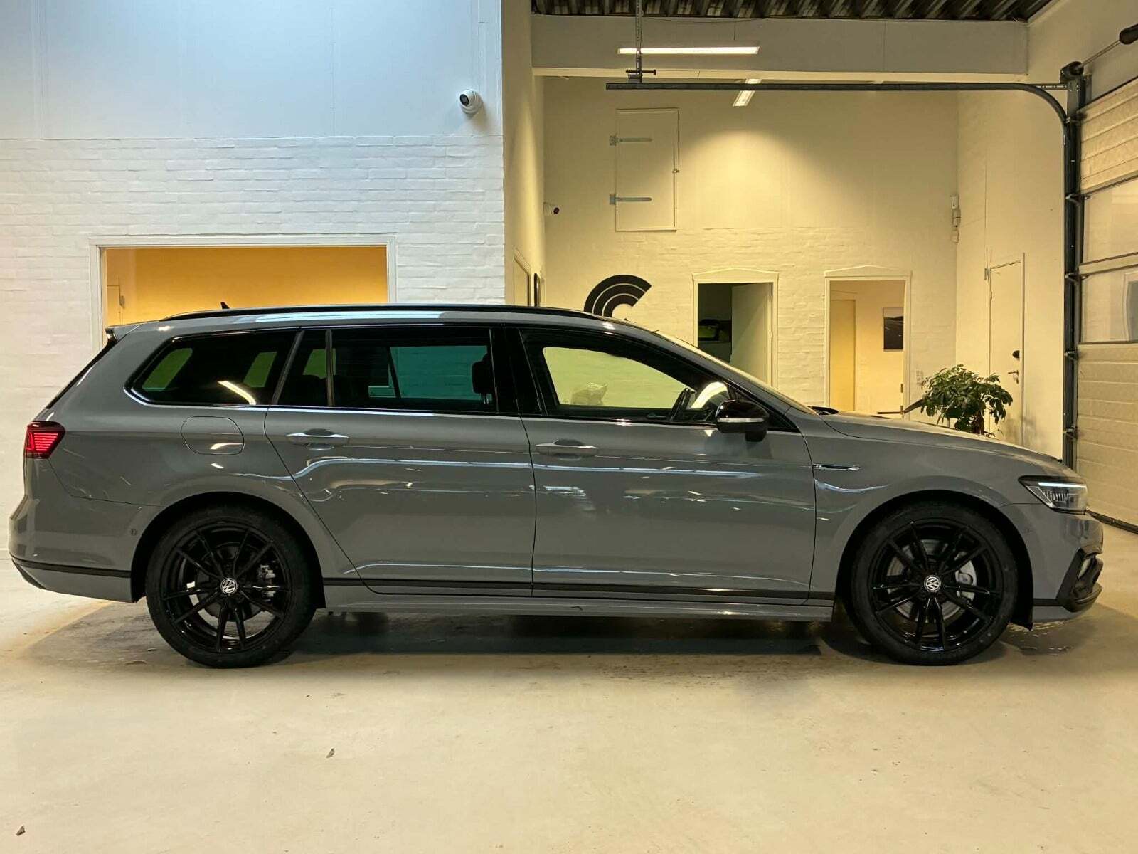 VW Passat 2,0 TDi 240 Elegance+ Pro Variant DSG 4Motion