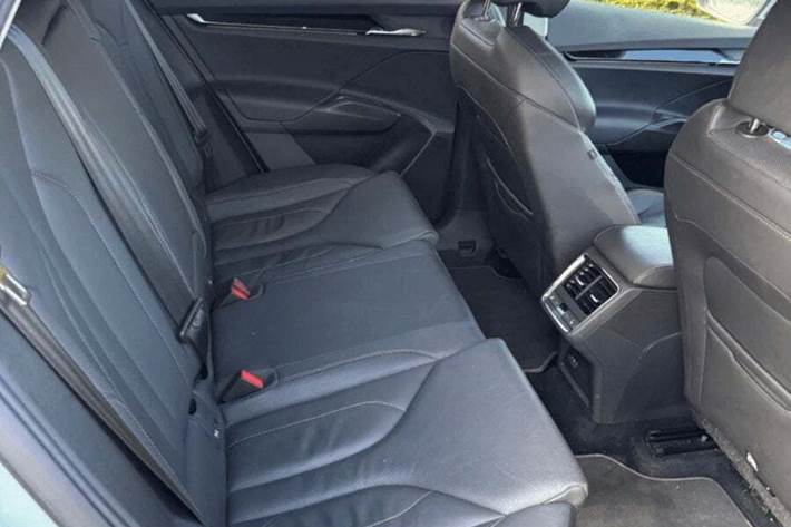 Grøn Skoda Enyaq fra 2021