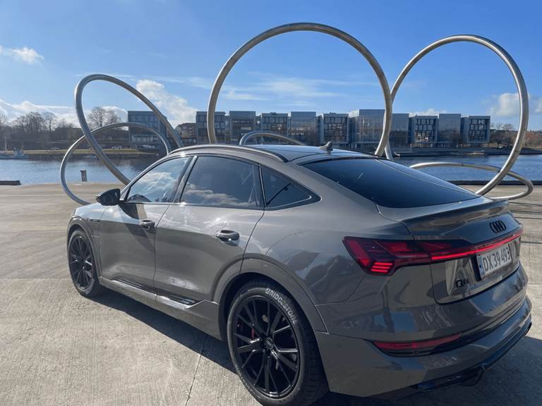 Audi e-tron 55 Black Edition S-line Sportback quattro