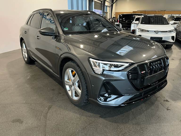 Audi e-tron 55 S-line quattro