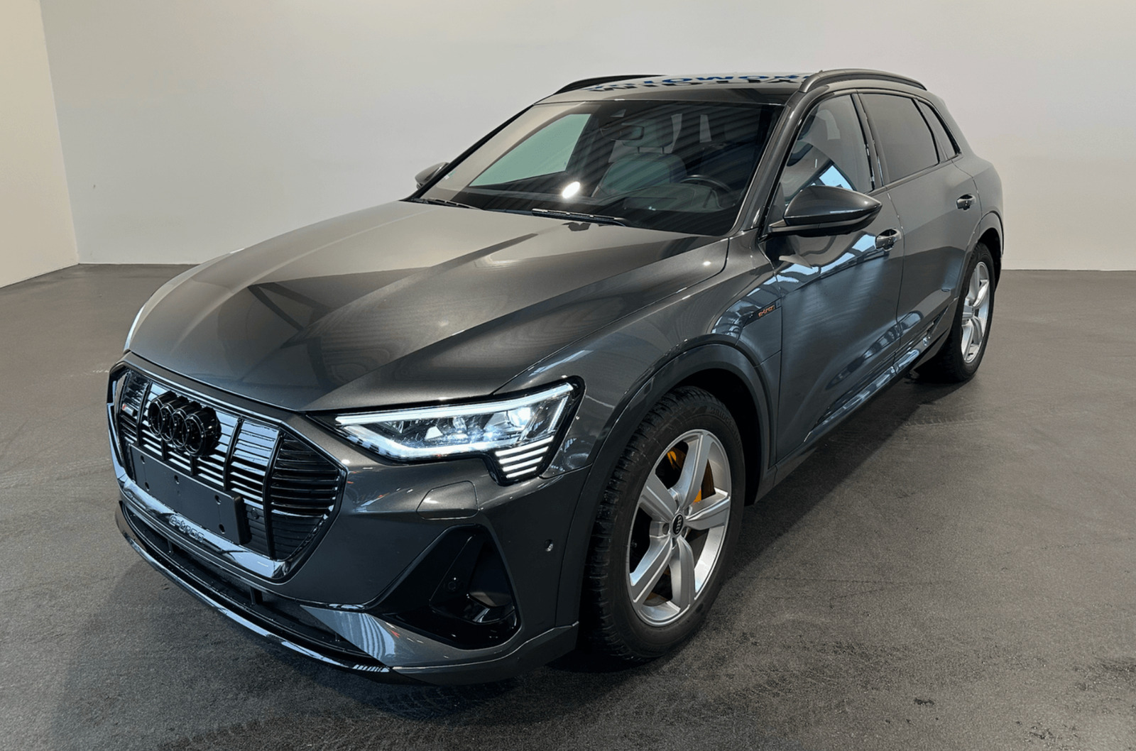 Audi e-tron 55 S-line quattro