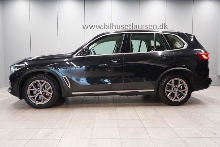 Sort BMW X5 fra 2021