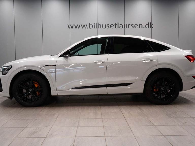 Audi e-tron 55 Black Edition S-line Sportback quattro