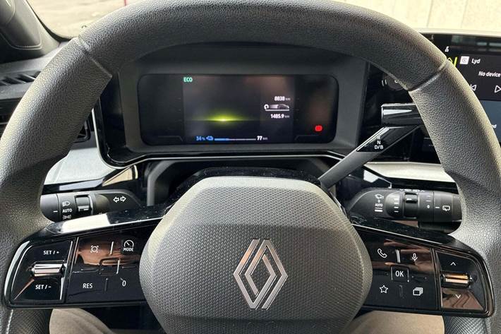 Hvid Renault 5 E-Tech fra 2025