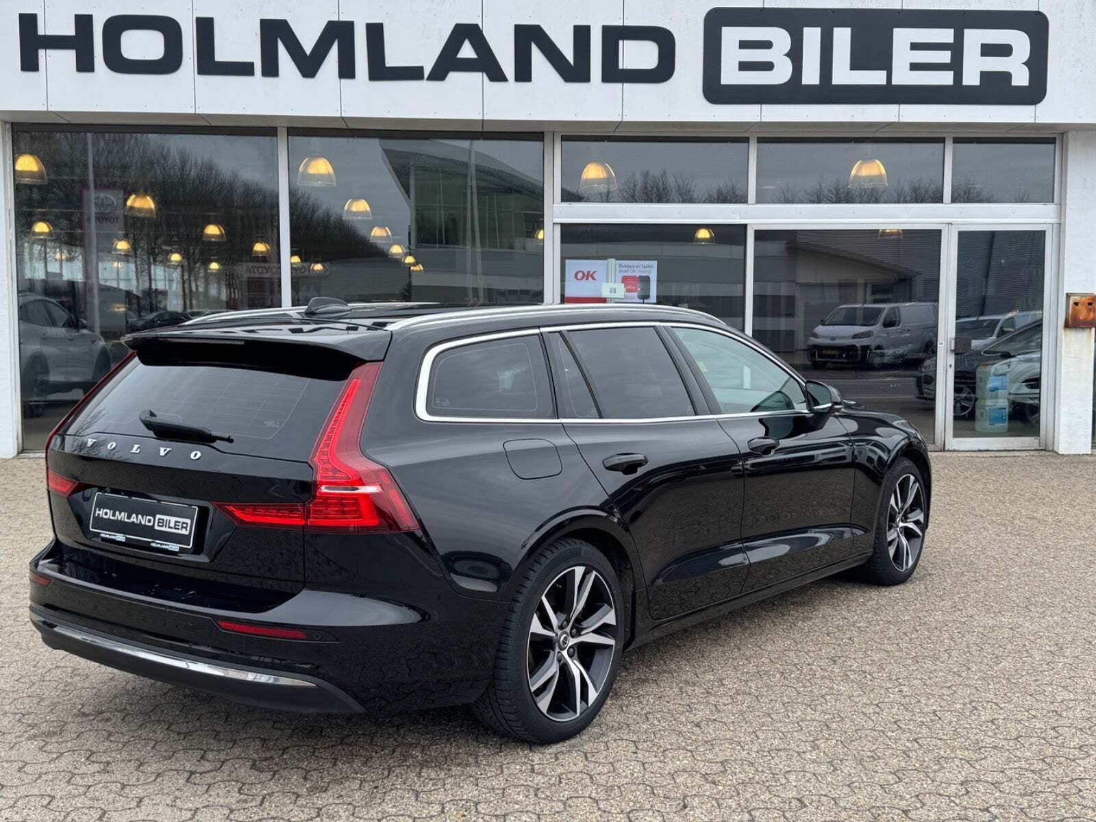 Volvo V60 2,0 T6 ReCharge Core aut. AWD