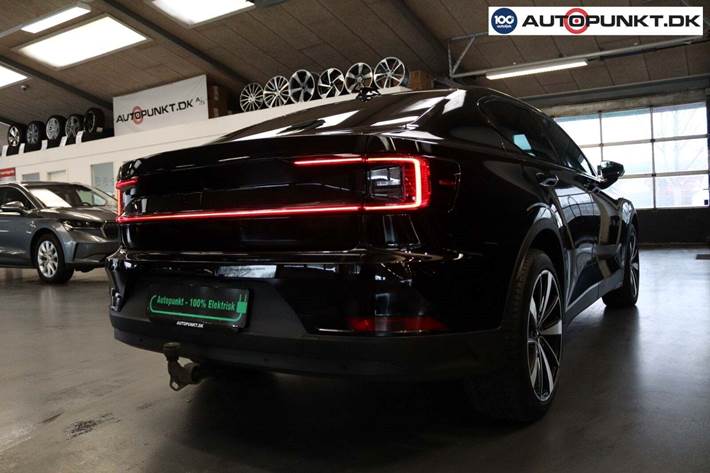 Sort Polestar 2 fra 2022