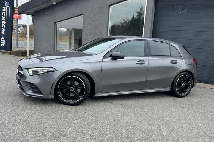 Grå Mercedes A200 fra 2018
